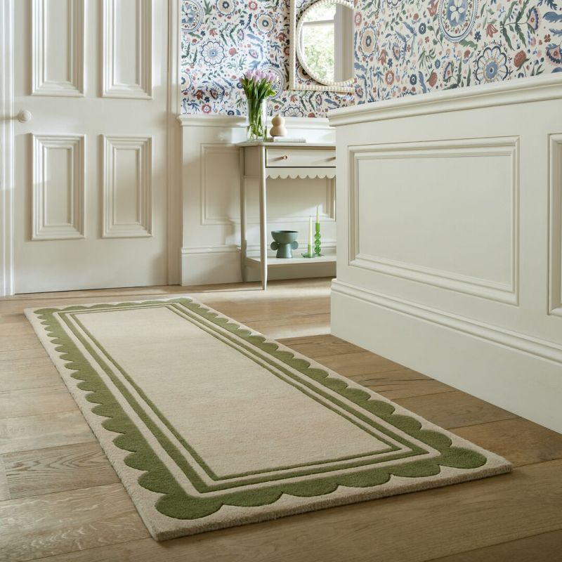Tapis en laine vert Lois couloir ambiance