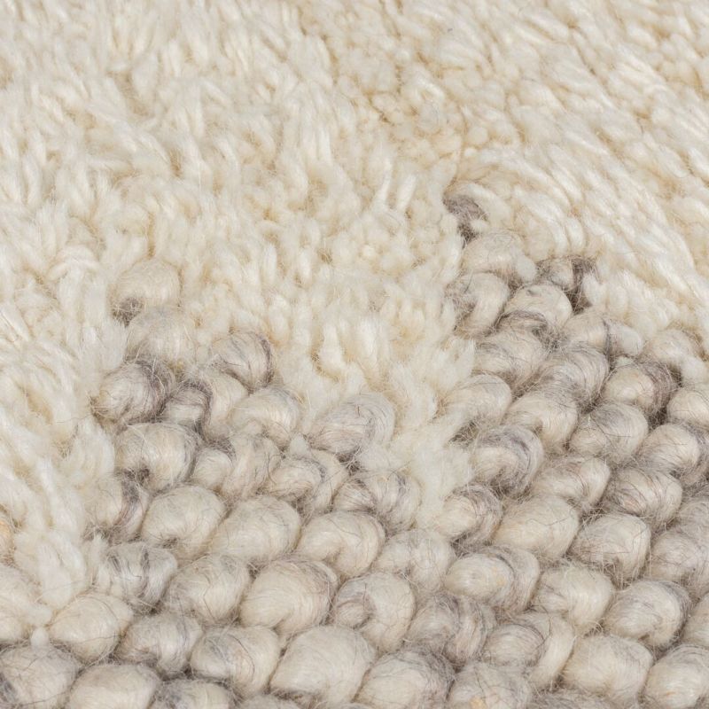 Tapis en laine effet relief beige Minerals Border detail
