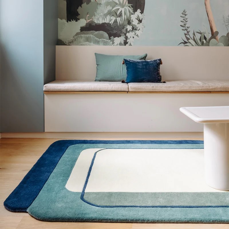 Tapis original en laine bleu Echo salon