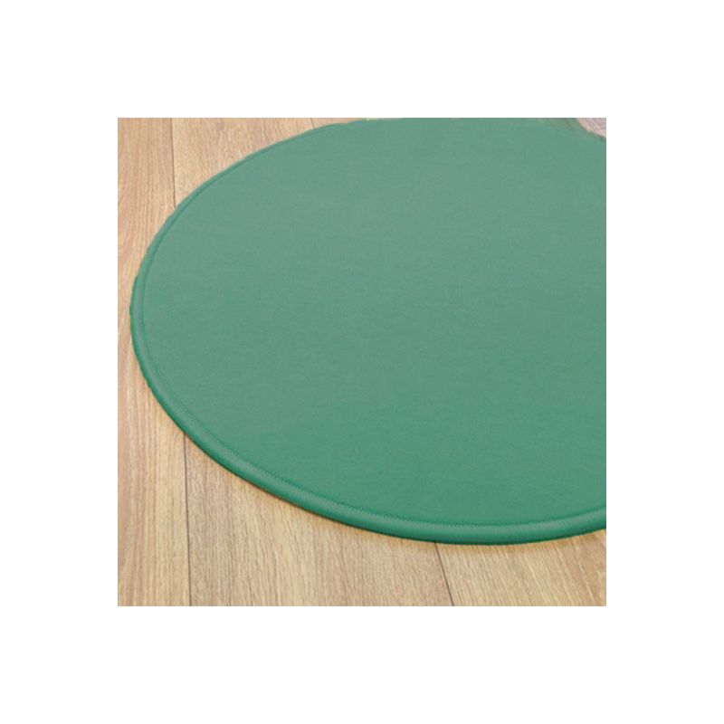 Tapis sur Mesure Rond Vert Sauge gamme Modena salon