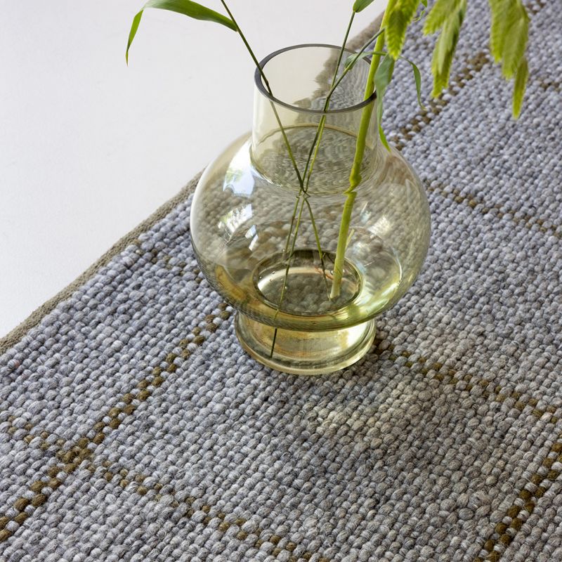 Tapis Vert olive et gris Craft Matter Check