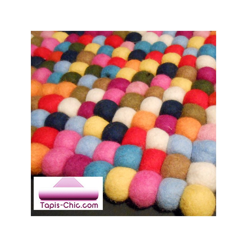Tapis Design Balls boules de laines multicolore par Carving