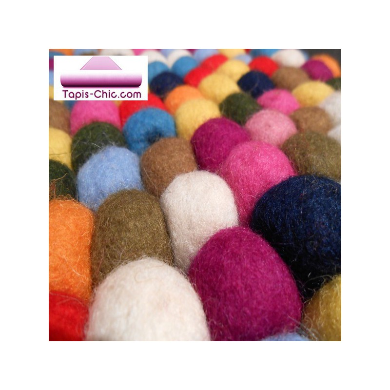 Tapis Design Balls boules de laines multicolore par Carving