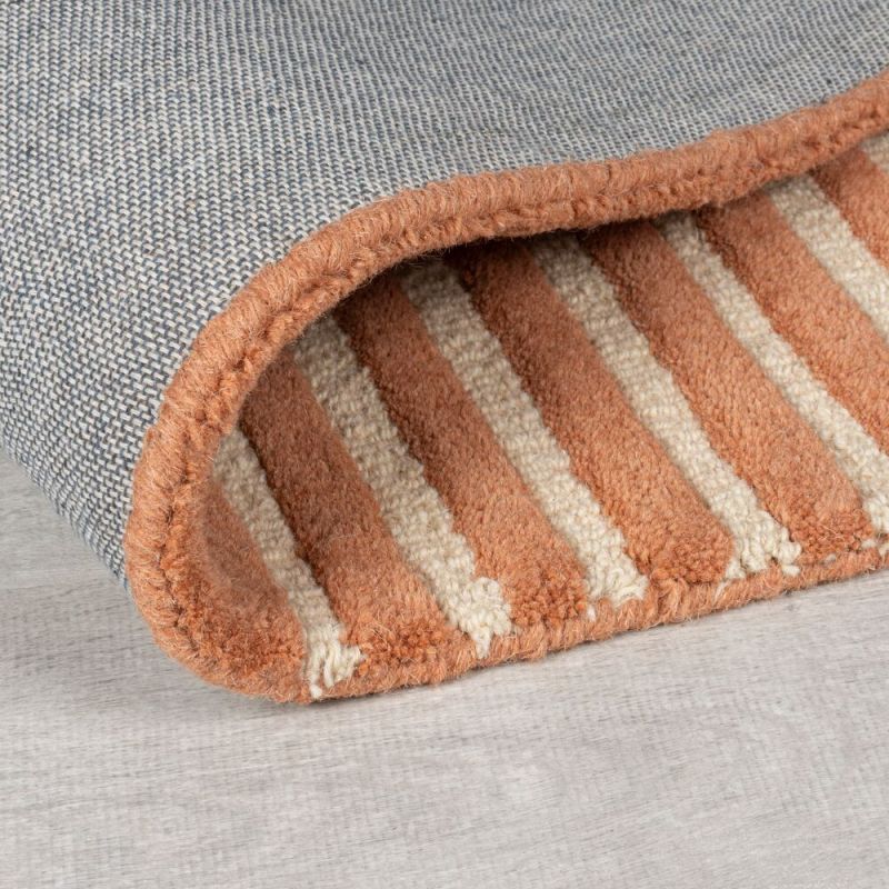 Tapis en laine forme originale terracotta Lozenge verso