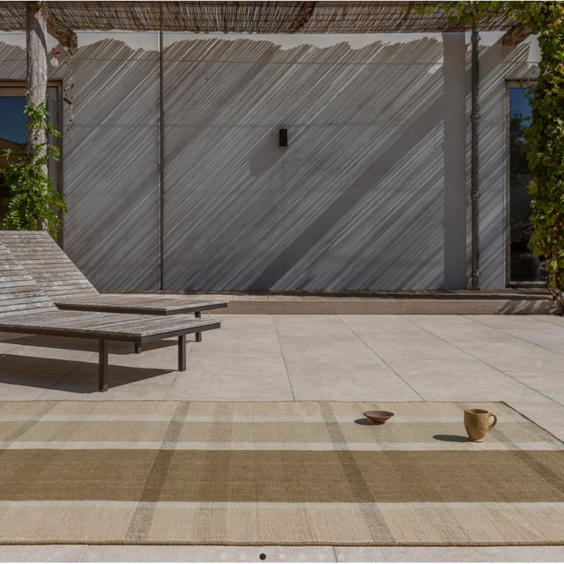 Tapis indoor/outdoor 100% PET Zona Cashew Block Stripe