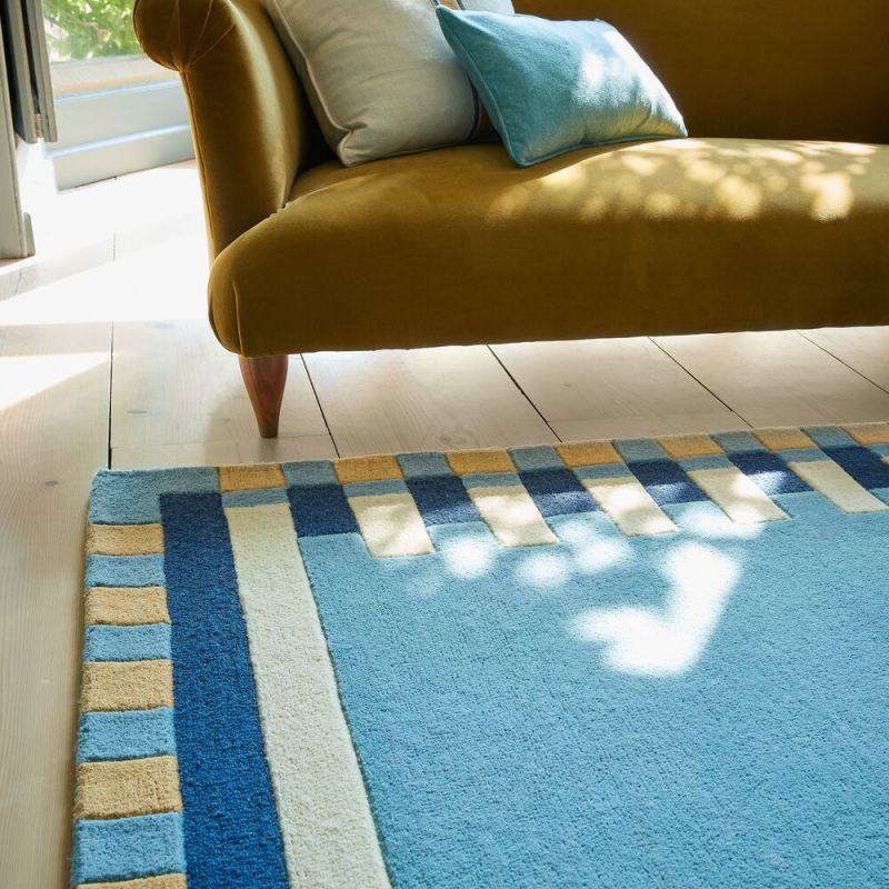 Tapis de salon laine bleu et jaune Kai Wool Border