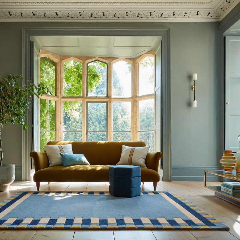 Tapis de salon laine bleu et jaune Kai Wool Border