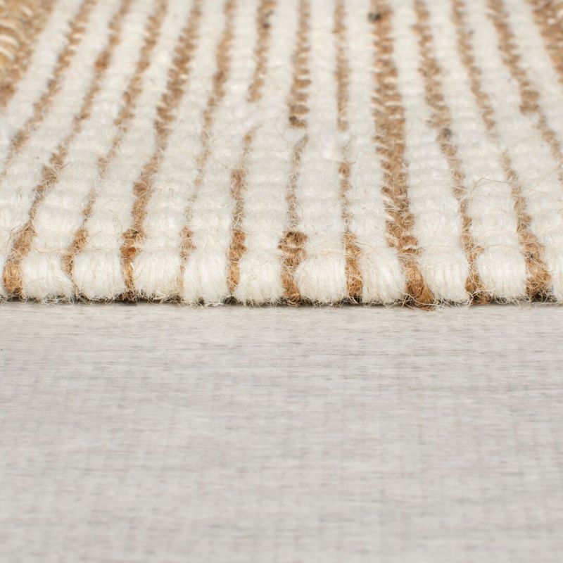 Tapis en jute à reliefs beige et violet Medina 