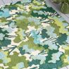 Tapis indoor/ outdoor en PET recyclé motif végétal vert Tree Tops détails