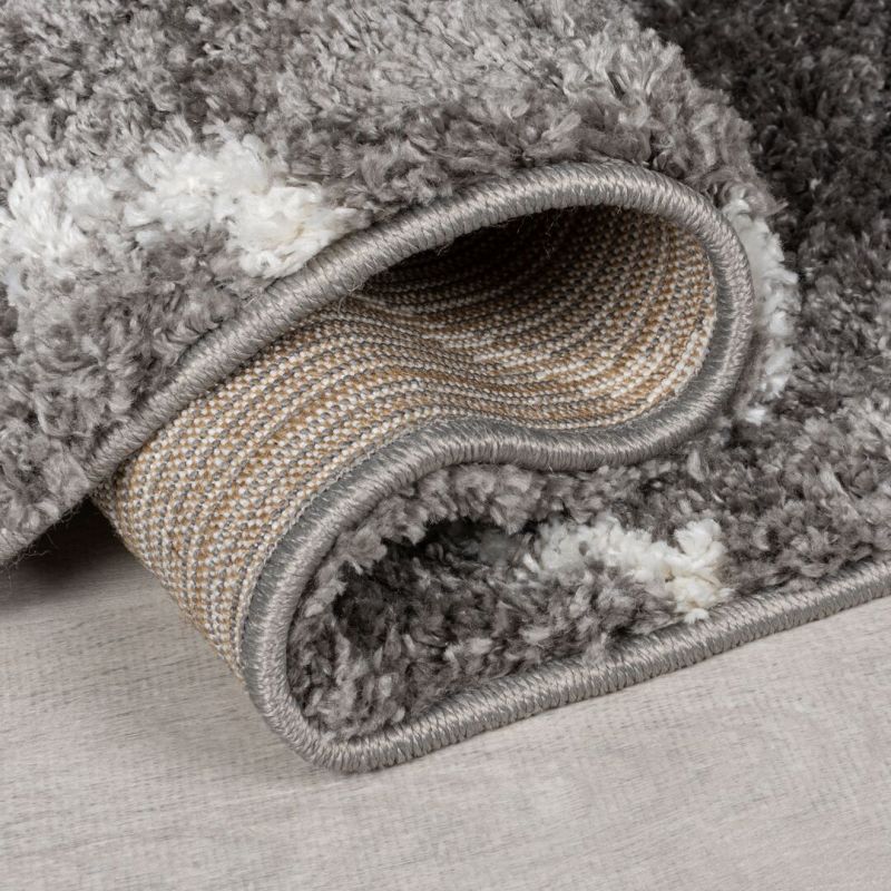 Tapis shaggy épais motifs berberes gris Riad dos