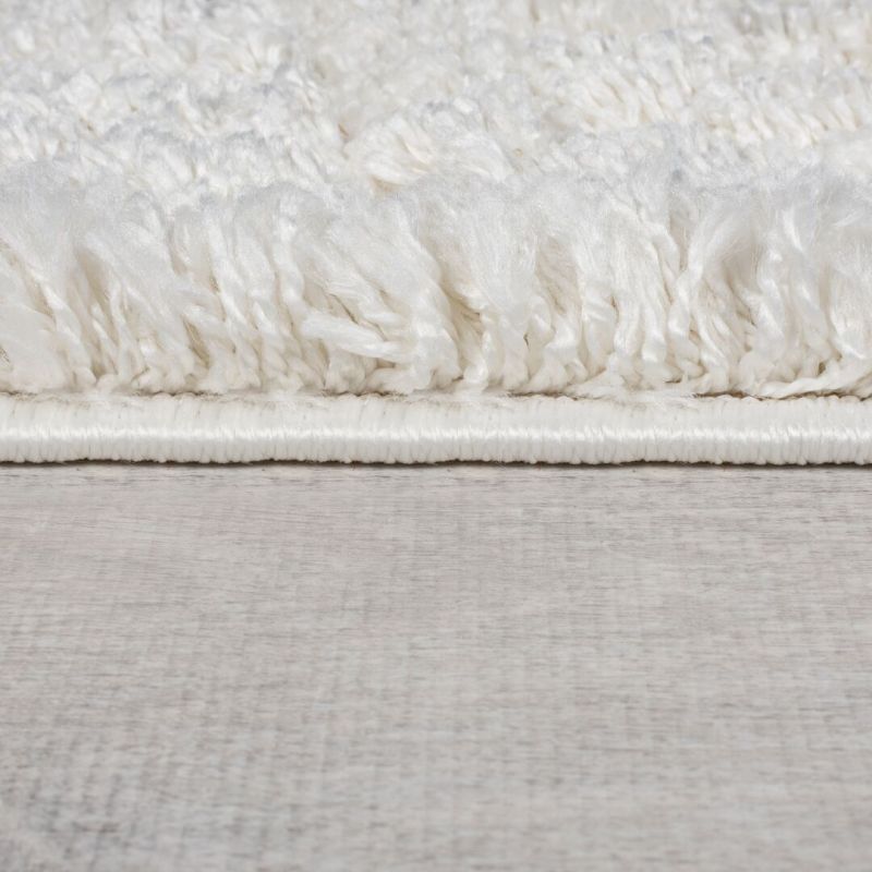 Tapis shaggy épais motifs berberes noir et ivoire Atlas