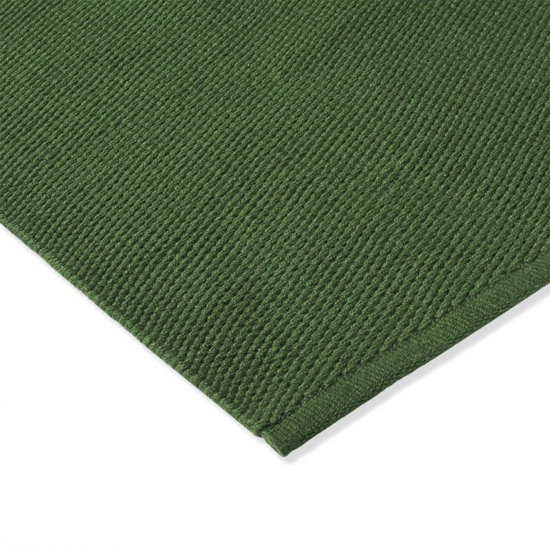 Tapis exterieur interieur en PET recyclé vert Deck Spring angle