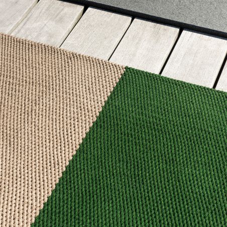 Tapis exterieur interieur en PET recyclé vert Deck Spring détail couleur Tapis exterieur interieur en PET recyclé vert Deck Spring détail couleur