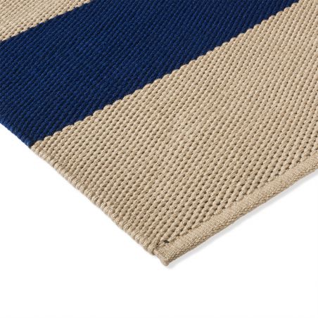 Tapis exterieur interieur en PET recyclé bleu Dhurrie angle Tapis exterieur interieur en PET recyclé bleu Dhurrie angle
