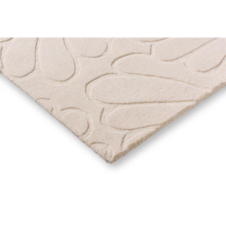 Tapis haut de gamme en laine motif floral beige angle Tapis haut de gamme en laine motif floral beige angle