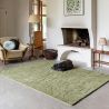 Tapis haut de gamme en laine motif floral vert ambiance