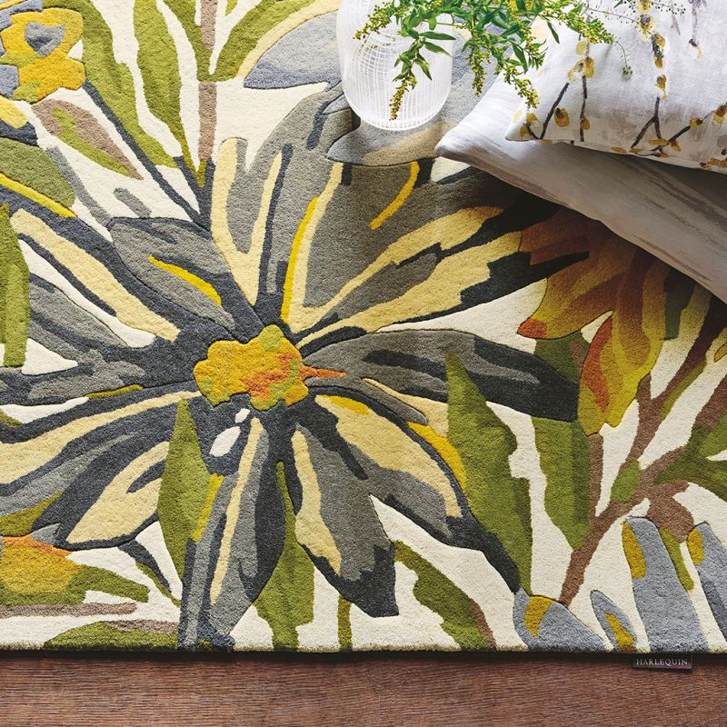 Tapis haut de gamme en laine et viscose Floreale jaune Harlequin détail couleurs