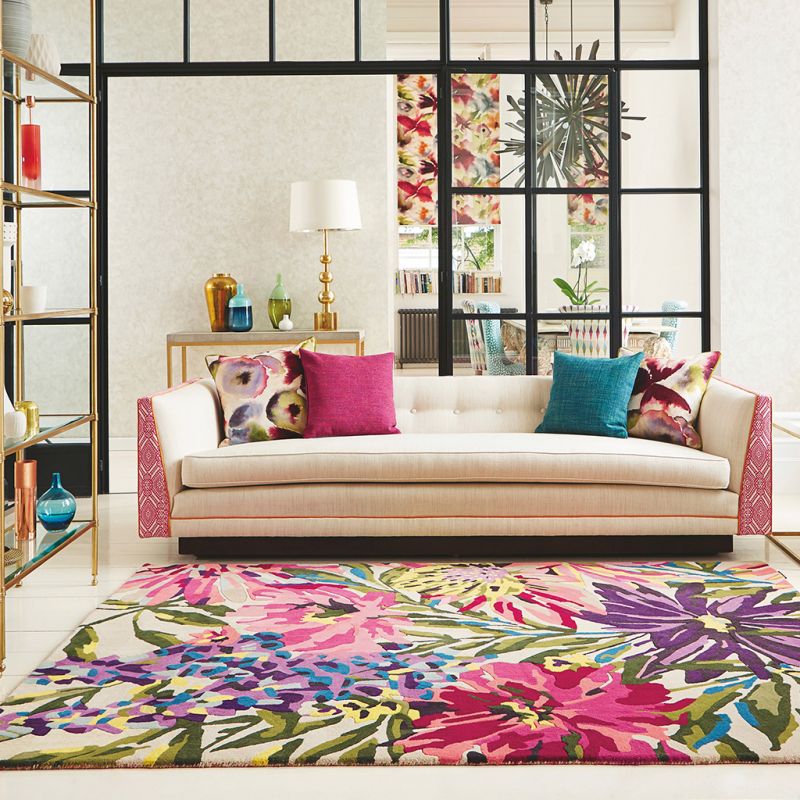 Tapis haut de gamme en laine et viscose Floreale Fuchsia Harlequin ambiance