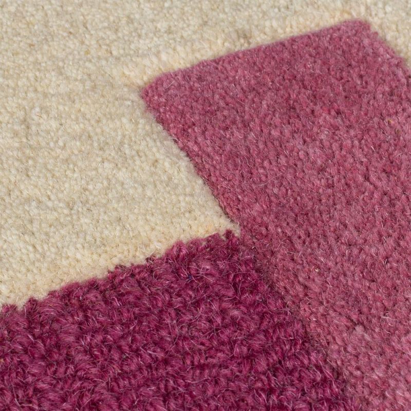 Tapis de salon laine rose et jaune Kai Wool Border détail matiere