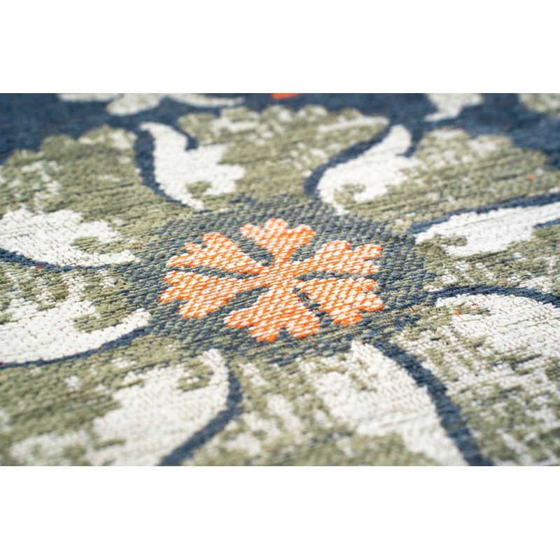 Tapis de salon Suzani Bavaria multi bleu détail motif