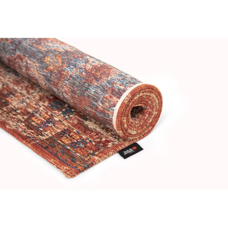 Tapis de salon Kasak Aksou rouge détail etiquette