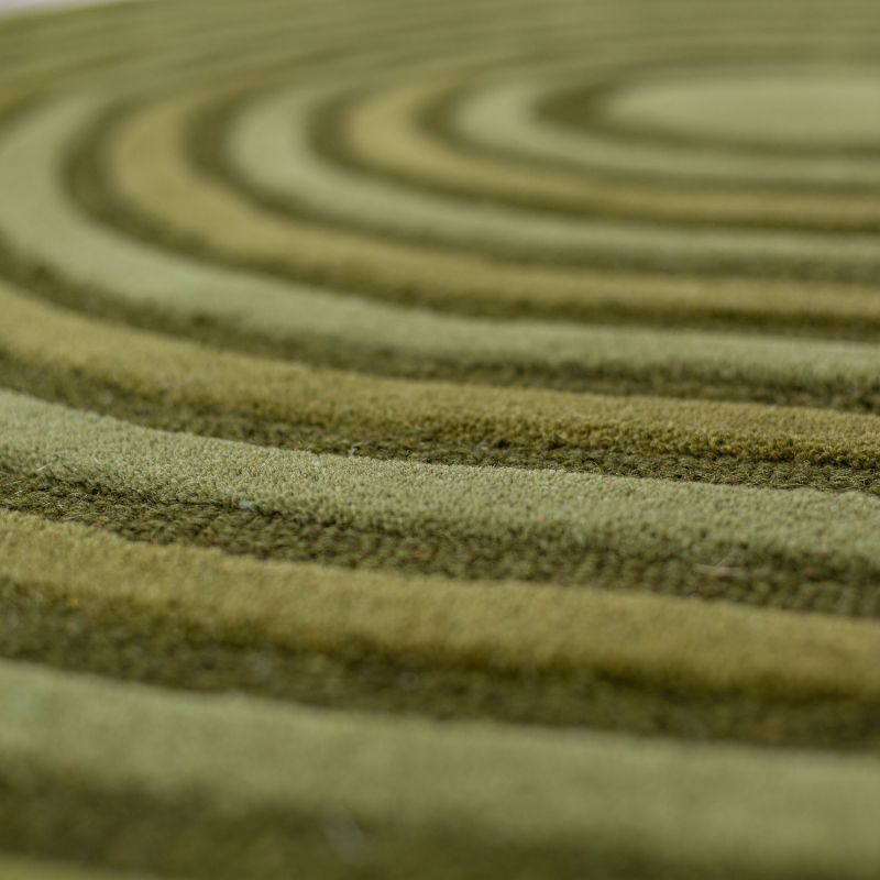 Tapis en laine vert forme originale Conway retro détail motif