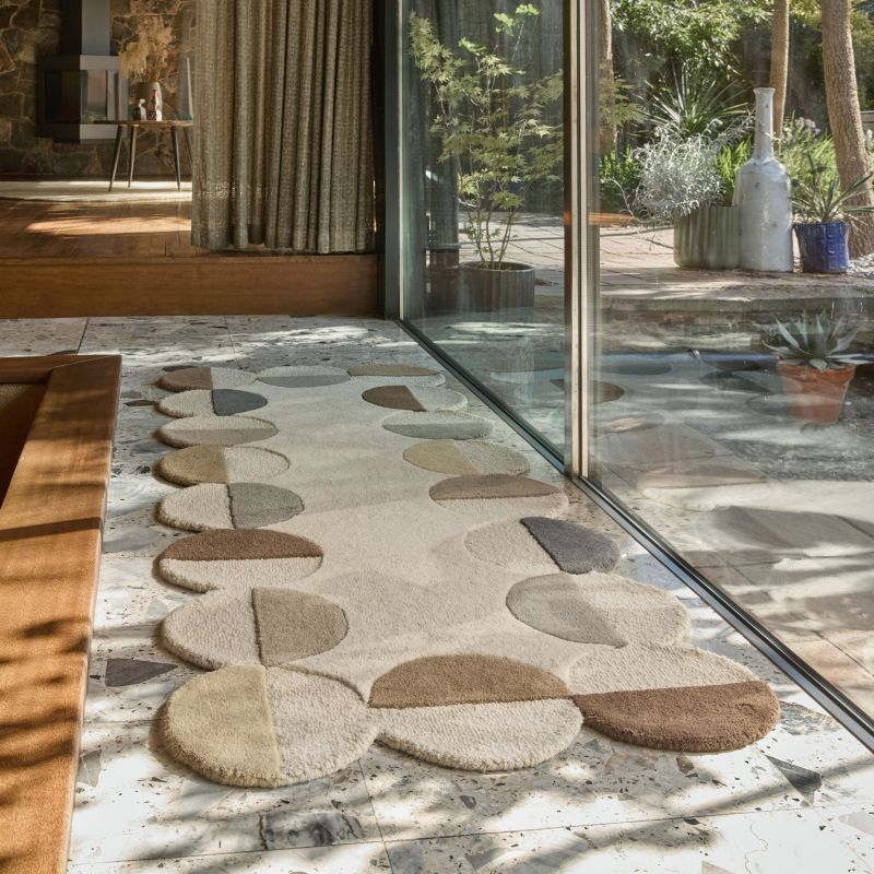 tapis de couloir en laine beige multicolore Abstract Mia Frame ambiance