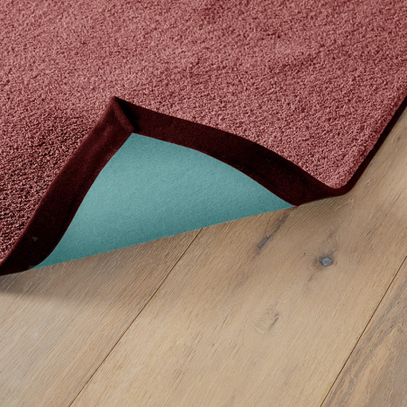 Tapis sur-mesure écoresponsable Rhode framboise Tapis sur-mesure écoresponsable Rhode framboise