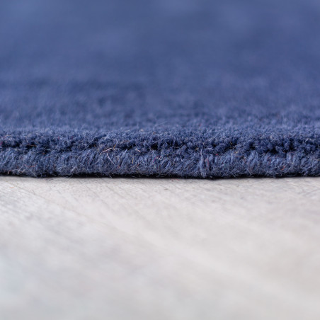 Tapis de salon en laine bleu Abstract Mia Segment