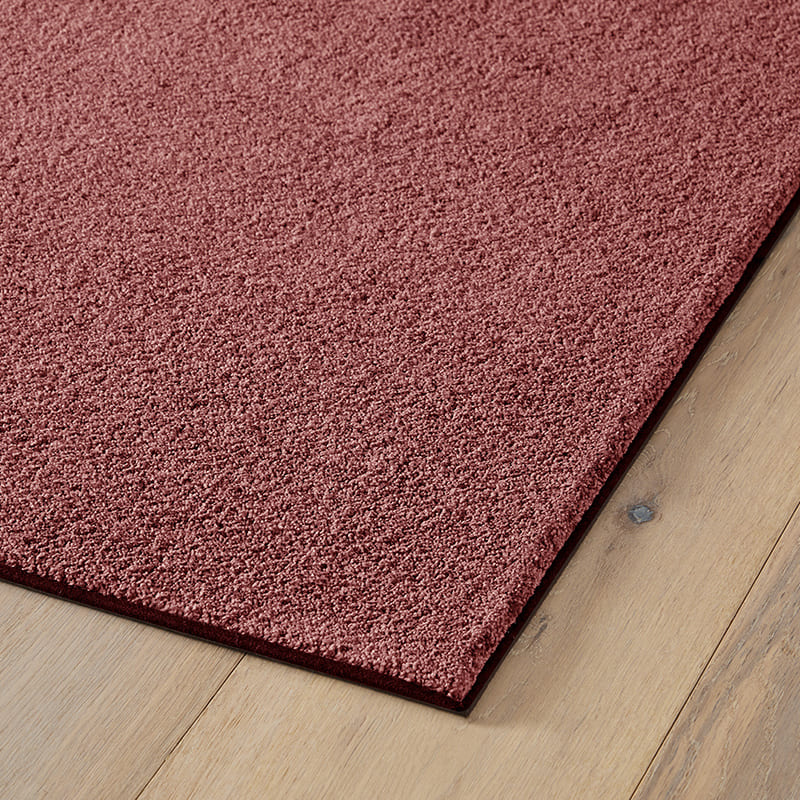 Tapis sur-mesure écoresponsable Rhode framboise