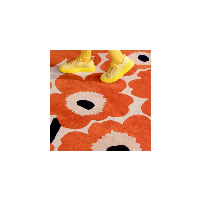 Tapis haut de gamme en laineorange Unikko par Marimekko motif