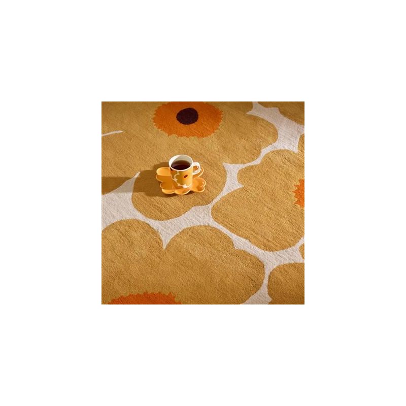 Tapis de couloir en laine miel Unikko par Marimekko DETAIL