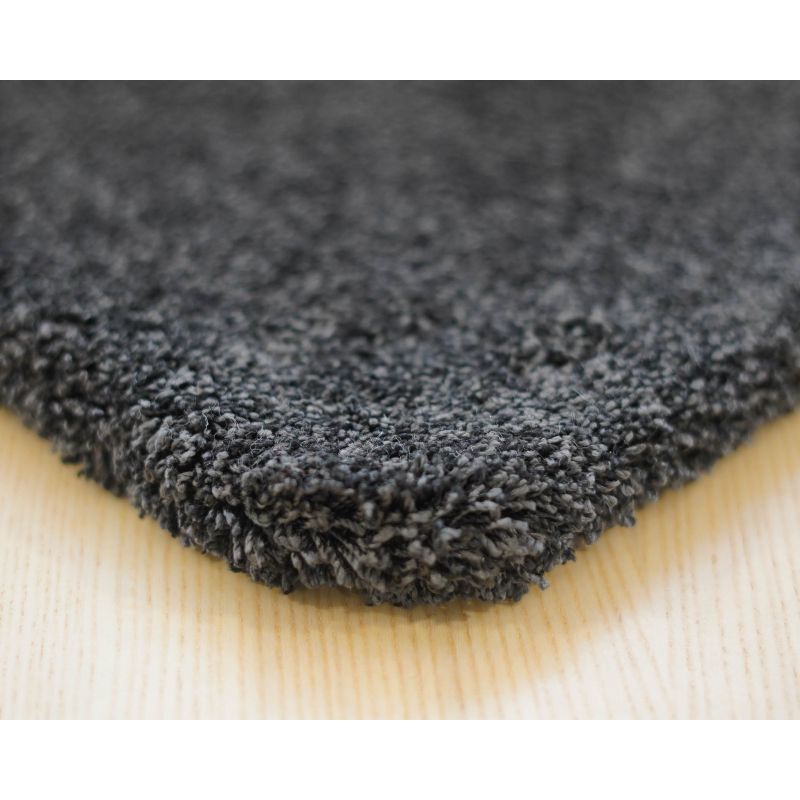 Tapis sur Mesure rectangulaire ou carré Noir Santiago angle