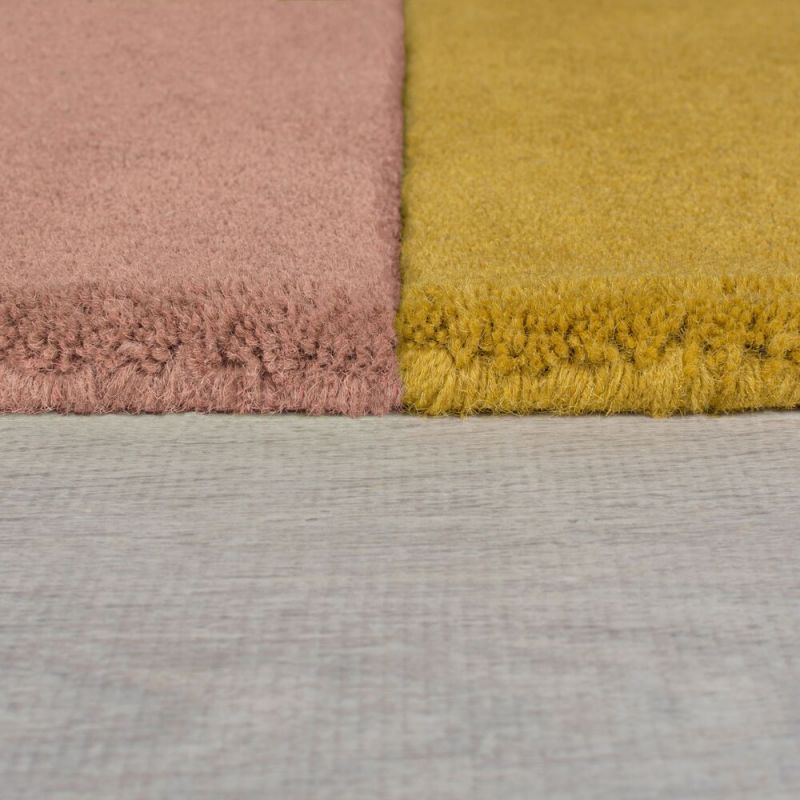 Tapis en laine forme originale bright multi Lozenge