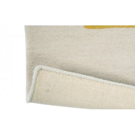 Dessous du tapis