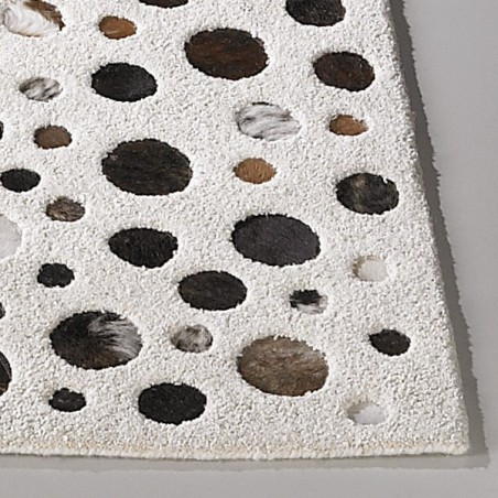 Tapis Rocking en laine et peau par Carving Tapis Rocking en laine et peau par Carving