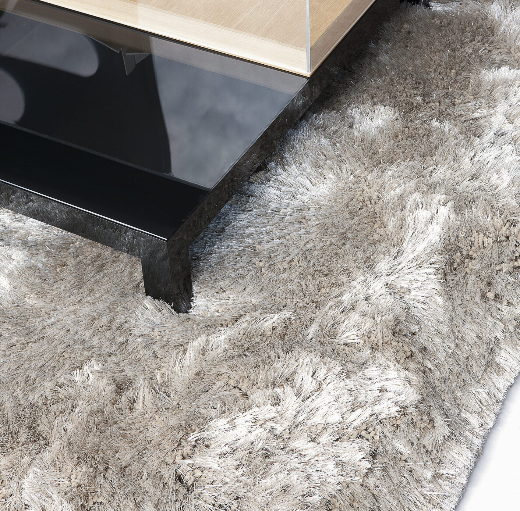 Comment nettoyer un tapis à poils longs ? - Blog Tapis-Chic