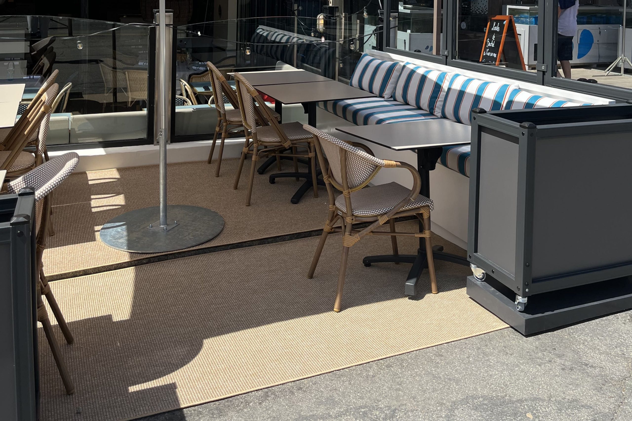 L&rsquo;Abri des Flots à Dinard, un aménagement extérieur (tapis extérieur)
